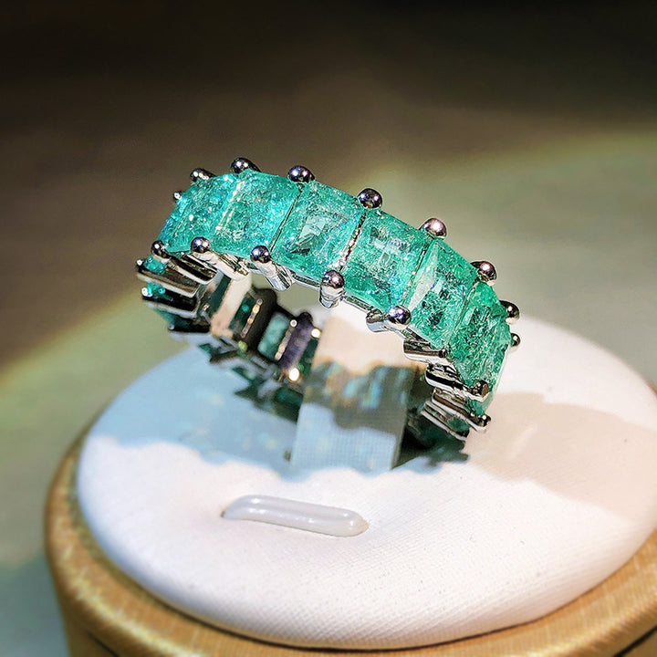 Bague carrée côte à côte en tourmaline Paraiba Olivenorma