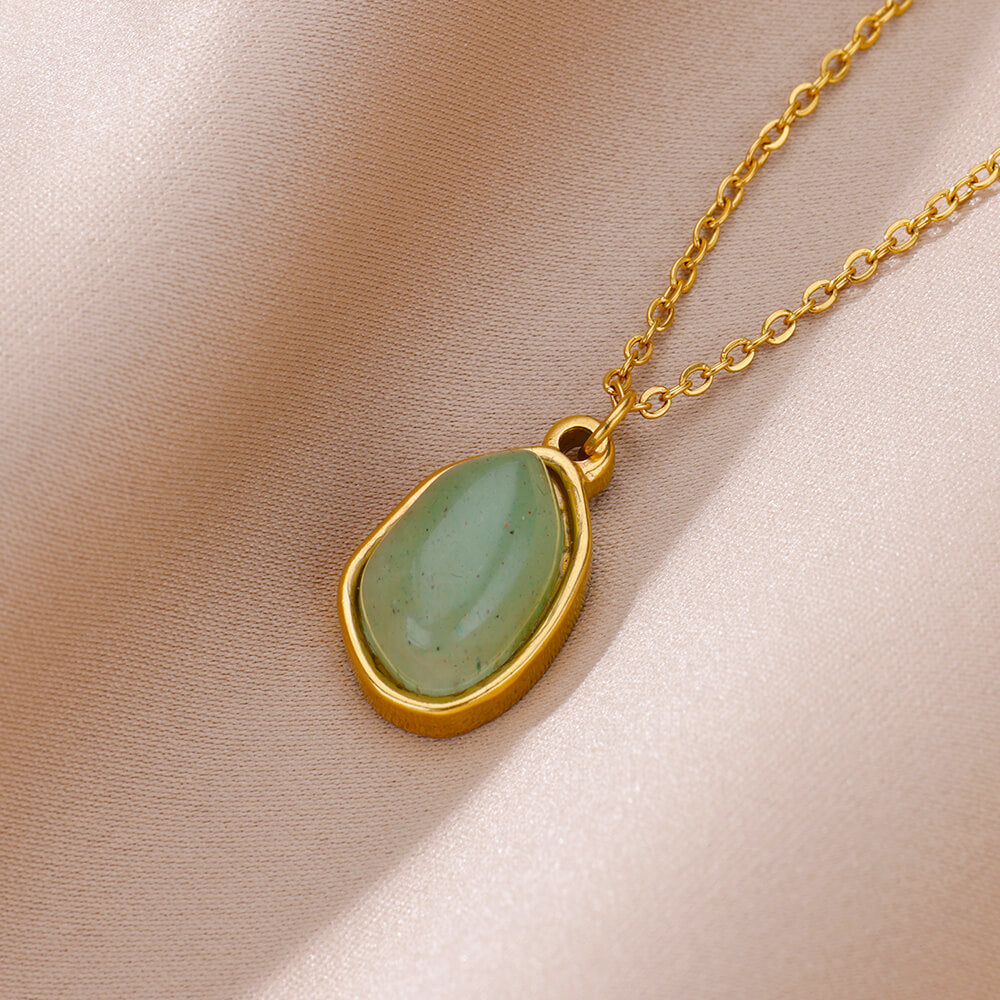 Collier pendentif en pierre irrégulière Olivenorma en acier titane et or 18 carats