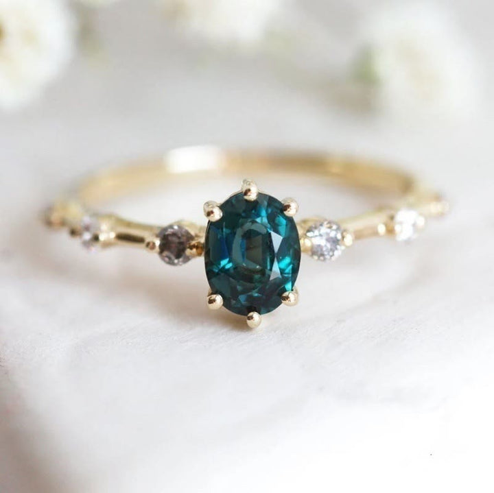 Bague exquise en alliage plaqué zircon vert émeraude Olivenorma