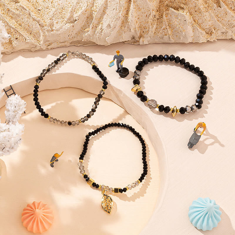Ensemble de bracelets à trois rangs avec pendentif en feuille d'or et perles de cristal Olivenorma
