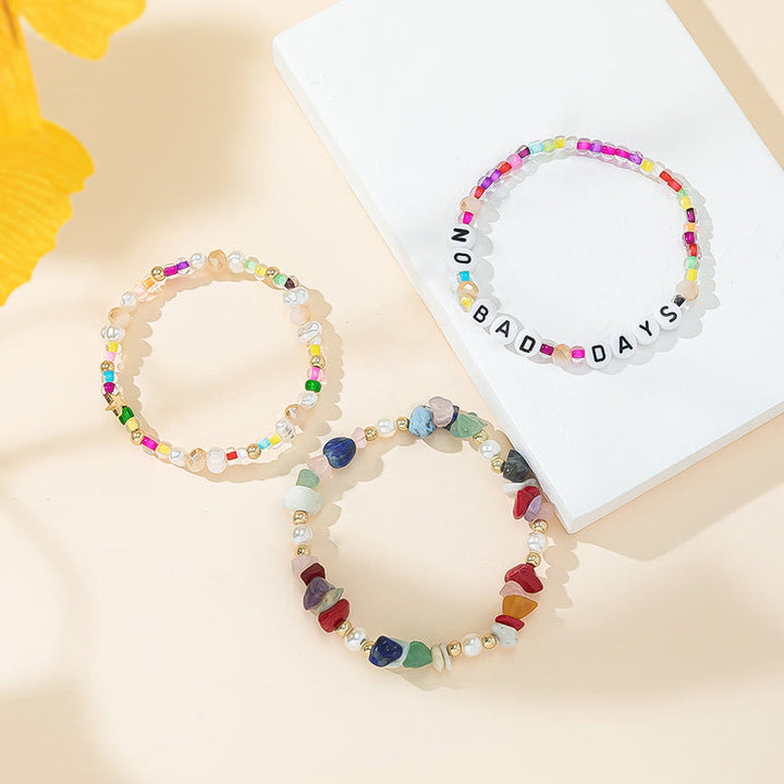 Ensemble de bracelets à trois rangs en perles de cristal Olivenorma « No Bad Days » 