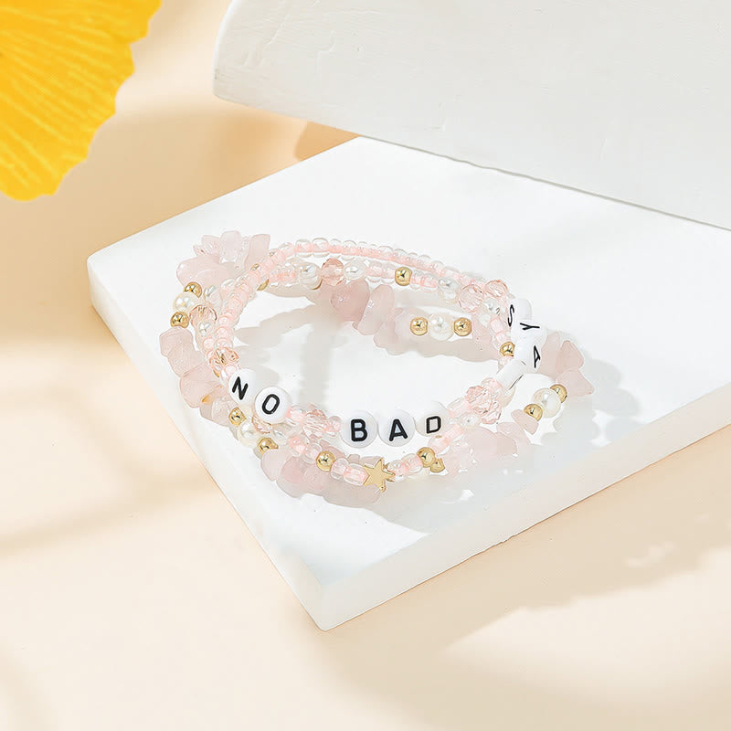 Ensemble de bracelets à trois rangs en perles de cristal Olivenorma « No Bad Days » 
