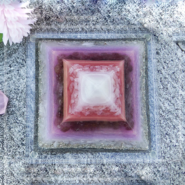 Pyramide d'orgone d'amour en quartz rose fraise améthyste Olivenorma