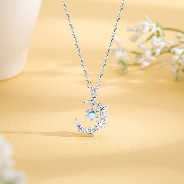 Collier en pierre de lune « Eucalyptus bleu et oiseaux » Olivenorma