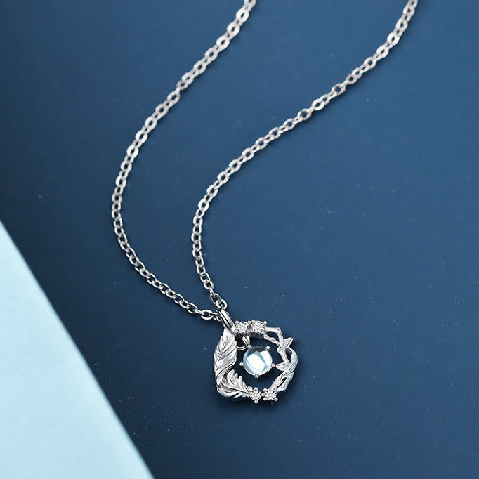 Collier en pierre de lune Olivenorma « Gomme Bleue et Oiseau » 