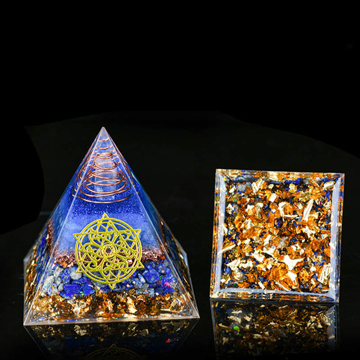 Pyramide d'orgone en cristal transparent aventurine bleue Olivenorma 5-15 cm
