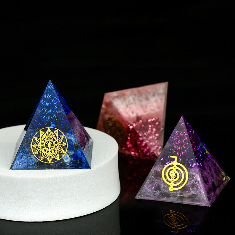 Pyramide énergétique orgonite en pierre brute de cristal Olivenorma de 5 cm