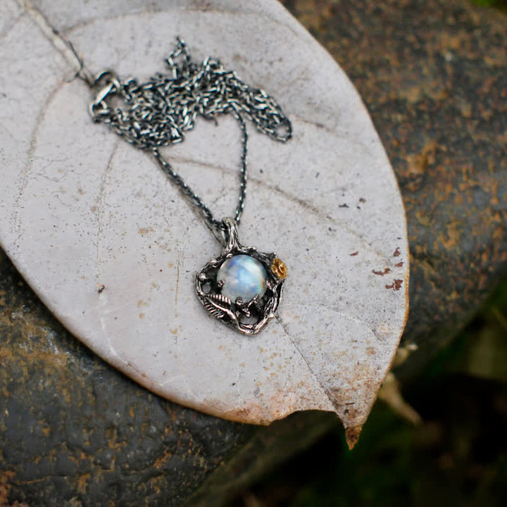 Collier pendentif en pierre de lune et rose Olivenorma