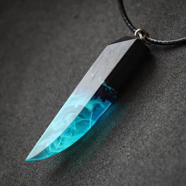 Collier pendentif lumineux en résine de bois Olivenorma