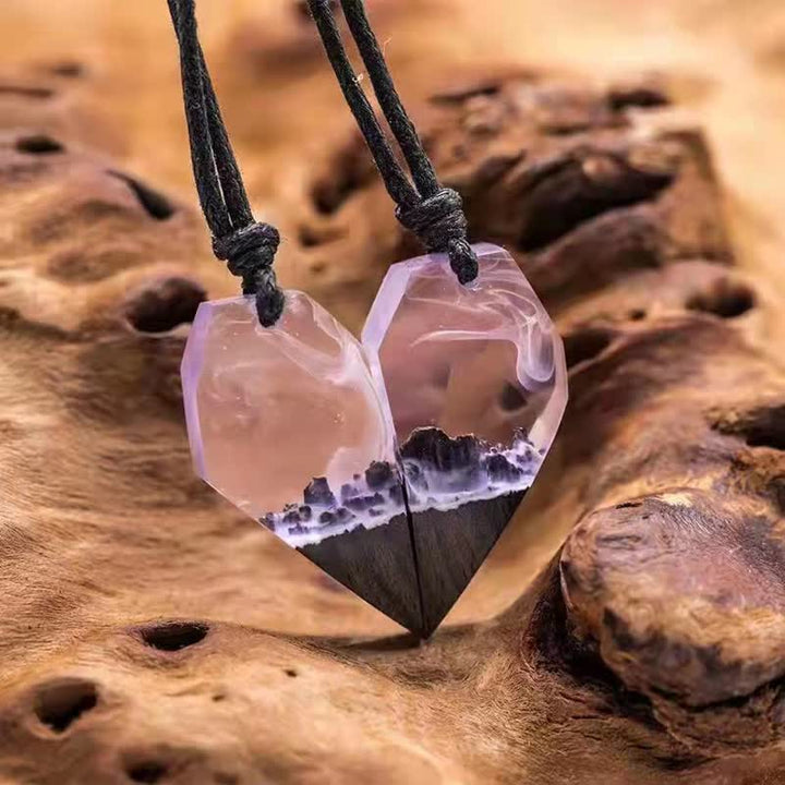 Ensemble de colliers avec pendentif en bois et résine en forme de cœur Olivenorma