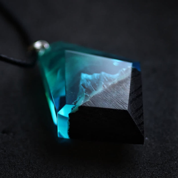 Collier en résine Olivenorma Snow Mountain bleu vert Aurora