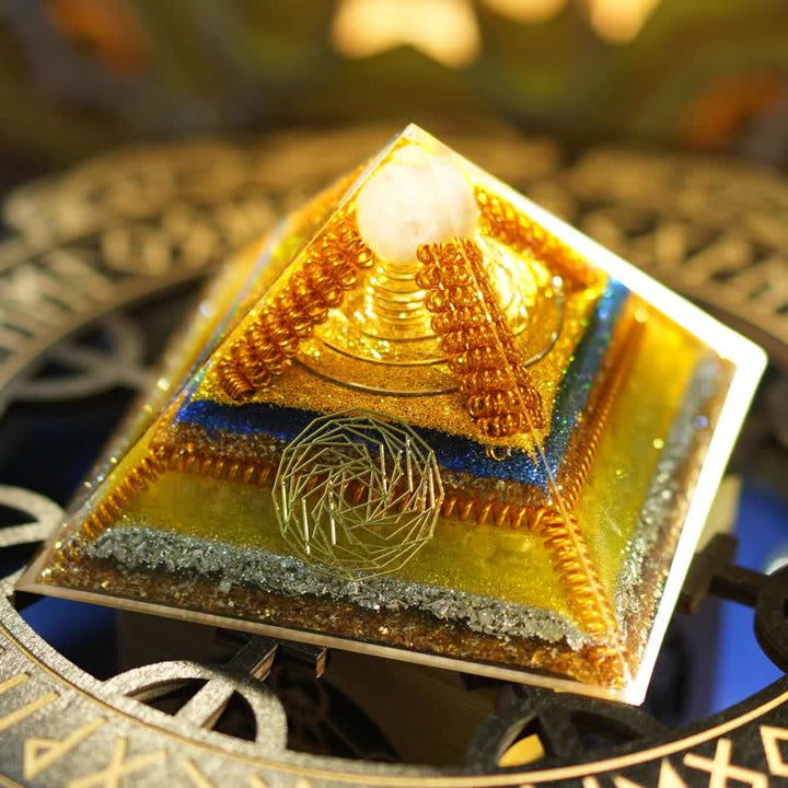 Pyramide d'orgone en cristal de citrine transparent Olivenorma « Clé de la richesse »