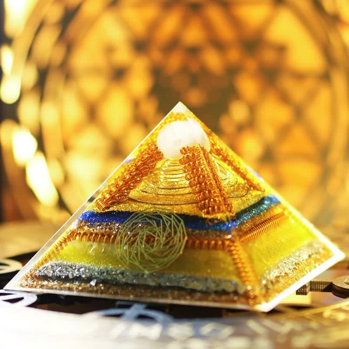 Pyramide d'orgone en cristal de citrine transparent Olivenorma « Clé de la richesse »