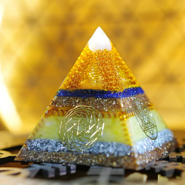 Pyramide d'orgone en cristal de citrine transparent Olivenorma « Clé de la richesse »
