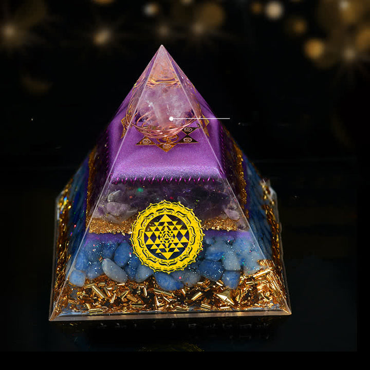 Pyramide d'orgone en boule de cristal naturel porte-bonheur Olivenorma de 10 cm