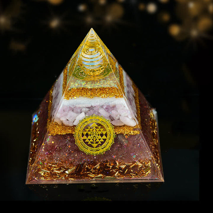 Pyramide d'orgone en boule de cristal naturel porte-bonheur Olivenorma de 10 cm
