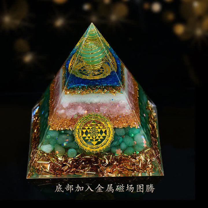Pyramide d'orgone en boule de cristal naturel porte-bonheur Olivenorma de 10 cm