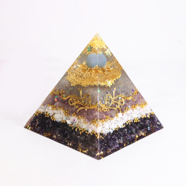 Pyramide d'orgone en cristal naturel Olivenorma de 15 cm