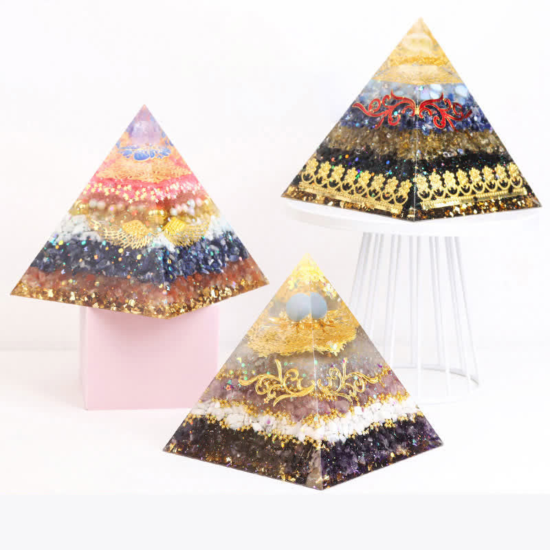 Pyramide d'orgone en cristal naturel Olivenorma de 15 cm