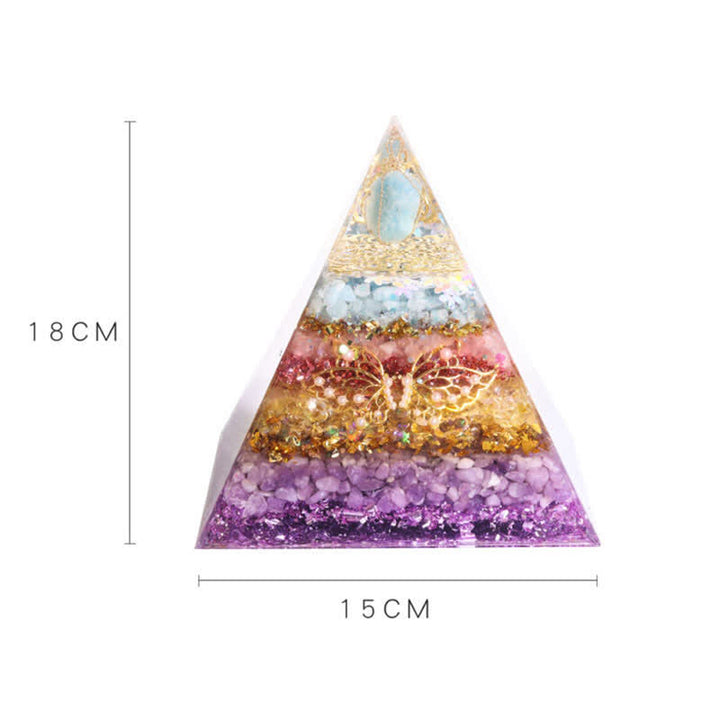 Pyramide d'orgone en cristal naturel de 15 cm fabriquée à la main par Olivenorma