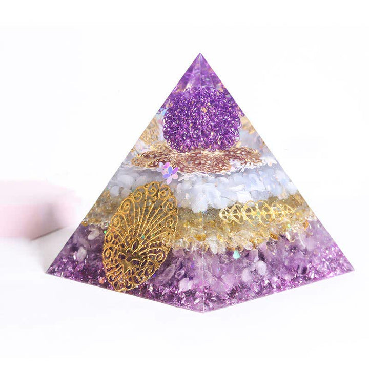 Pyramide orgonite collectrice d'énergie de 12 cm fabriquée à la main par Olivenorma