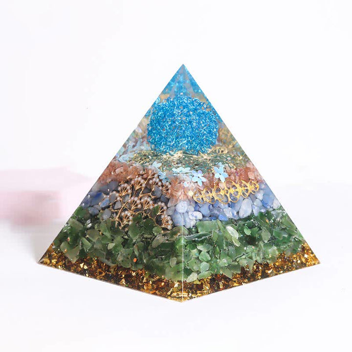 Pyramide orgonite collectrice d'énergie de 12 cm fabriquée à la main par Olivenorma