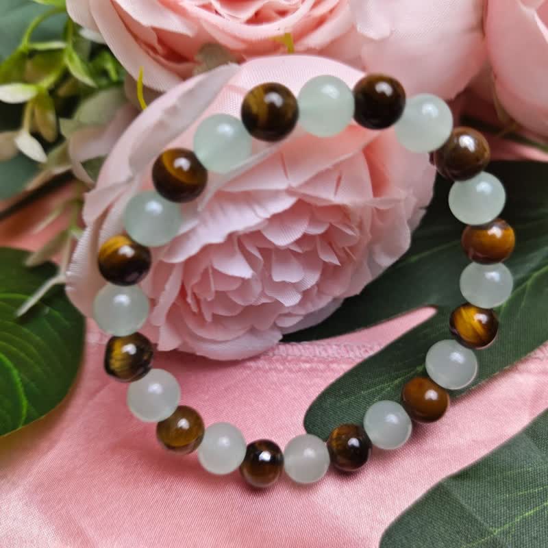 Bracelet Olivenorma en perles d'aventurine verte de œil tigre de 8 mm 