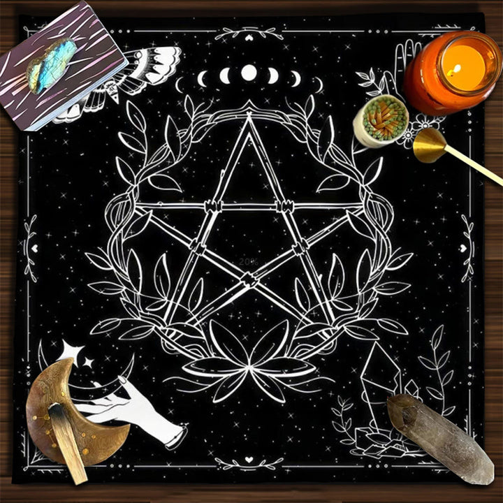 Nappe de Tarot Mystérieuse de l'Arbre Sacré d' Olivenorma Yggdrasil 