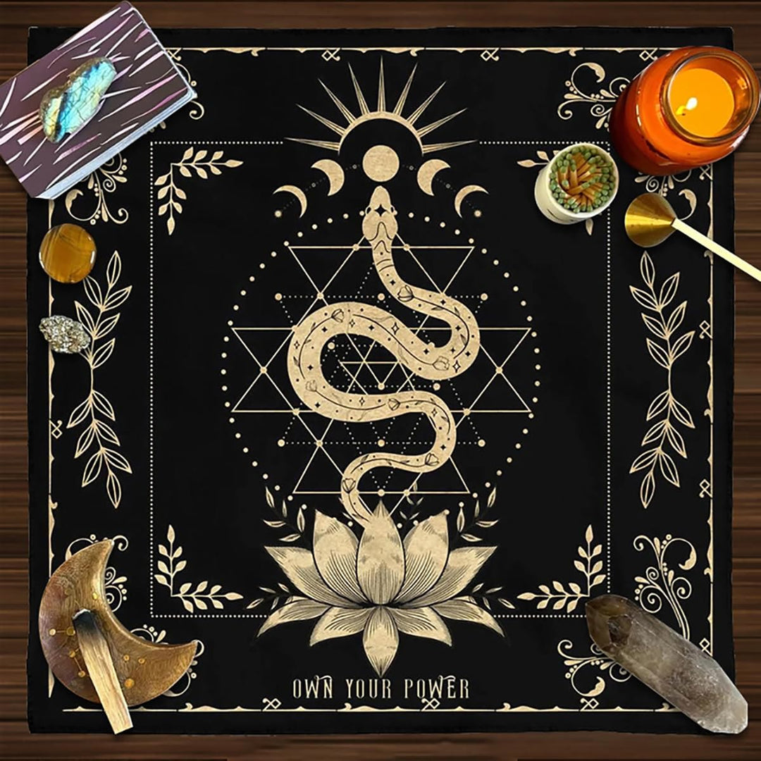 Nappe de tarot divinatoire symbole serpent Olivenorma 