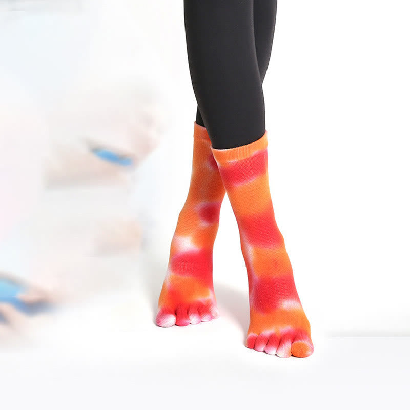 Chaussettes de yoga et de pilates Olivenorma en coton tie-dye, confortables et antidérapantes, idéales pour les exercices à la barre et les entraînements en studio. Elles offrent un maintien extensible et respirant. - image 24