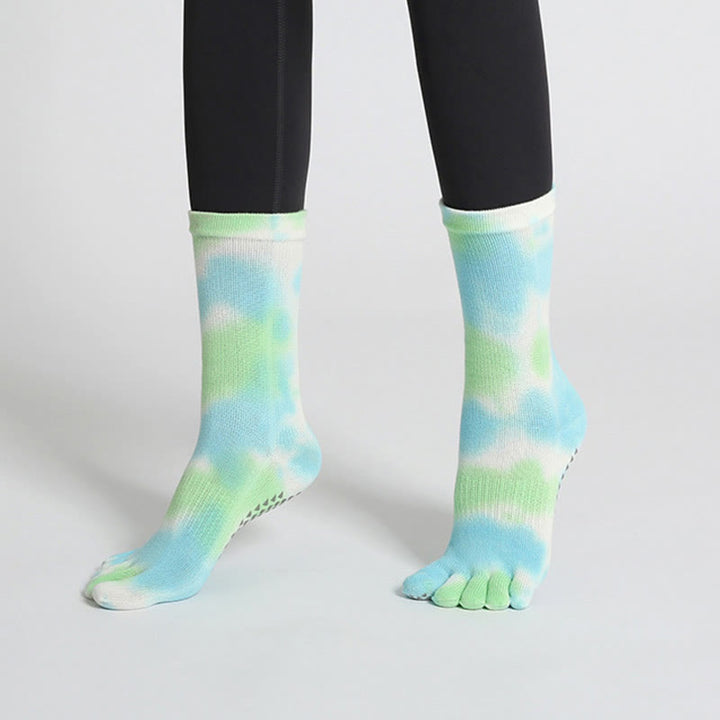 Chaussettes de yoga et de pilates Olivenorma en coton tie-dye, confortables et antidérapantes, idéales pour les exercices à la barre et les entraînements en studio. Elles offrent un maintien extensible et respirant. - image 2