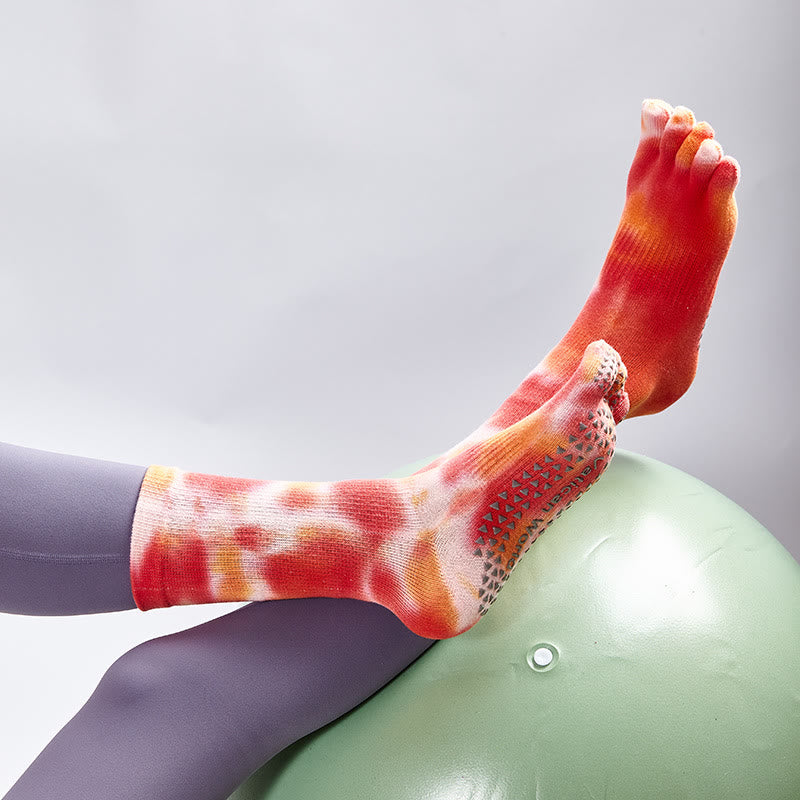 Chaussettes de yoga et de pilates Olivenorma en coton tie-dye, confortables et antidérapantes, idéales pour les exercices à la barre et les entraînements en studio. Elles offrent un maintien extensible et respirant. - image 23