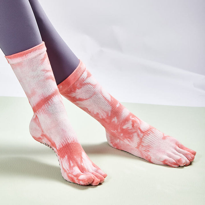 Chaussettes de yoga et de pilates Olivenorma en coton tie-dye, confortables et antidérapantes, idéales pour les exercices à la barre et les entraînements en studio. Elles offrent un maintien extensible et respirant. - image 12