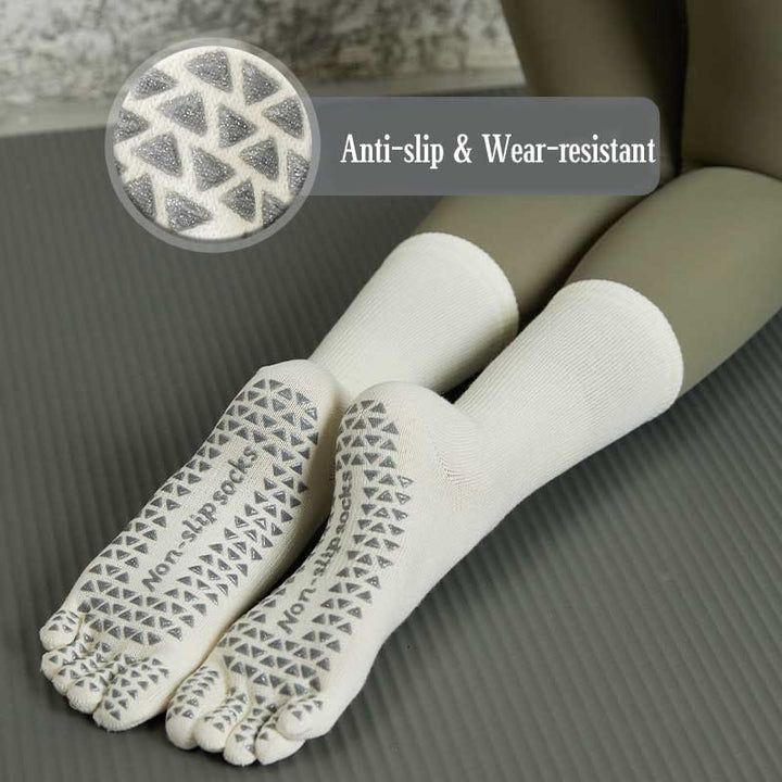 Chaussettes de yoga et pilates antidérapantes à cinq orteils de couleur unie Olivenorma 