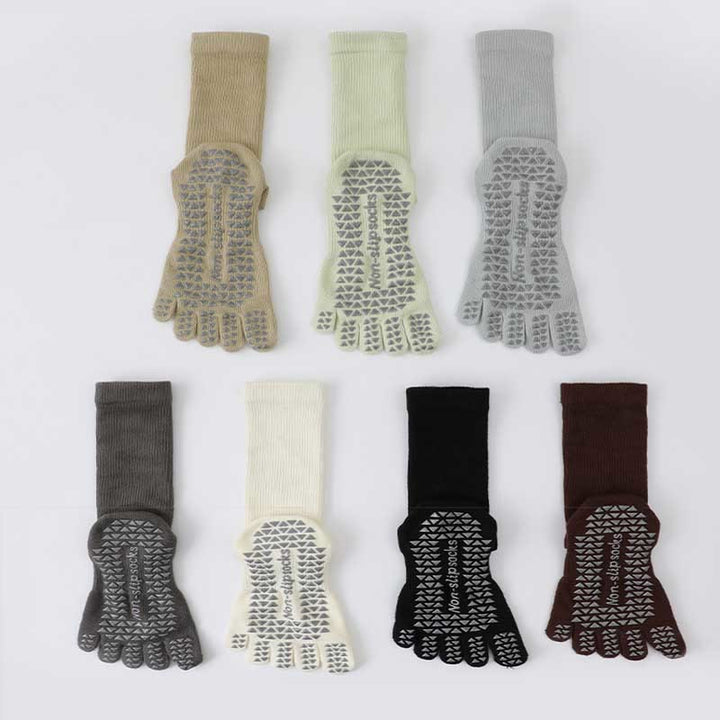 Chaussettes de yoga et pilates antidérapantes à cinq orteils de couleur unie Olivenorma 