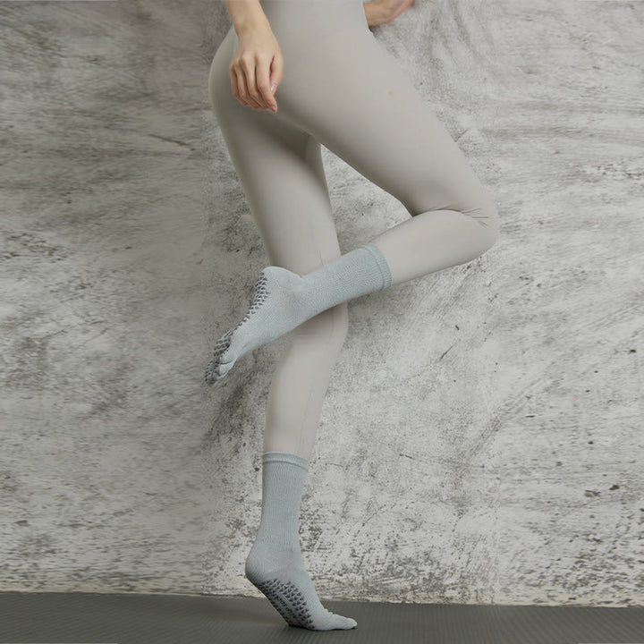 Chaussettes de Pilates et de yoga Olivenorma unies, à cinq orteils, antidérapantes et avec séparation des orteils, pour un équilibre et une stabilité optimaux. - Gris clair - 10 paires - image 13