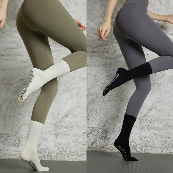 Chaussettes de yoga et pilates antidérapantes à cinq orteils de couleur unie Olivenorma 