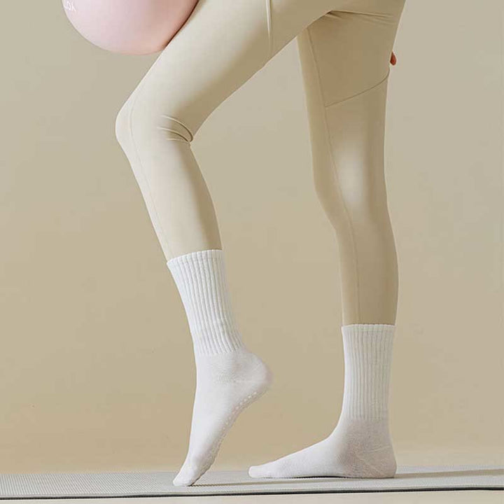 Chaussettes de yoga à rayures unies antidérapantes Olivenorma 