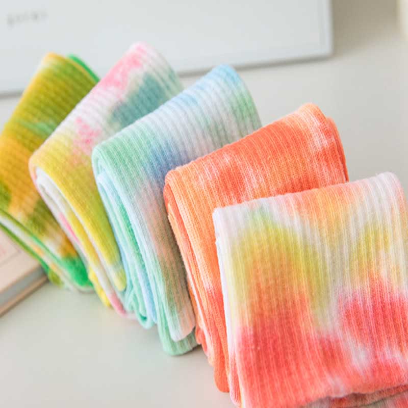 Chaussettes de Pilates et de yoga Olivenorma, modèle mi-haut, à motif tie-dye, antidérapantes et respirantes, avec un design extensible et confortable. - image 22