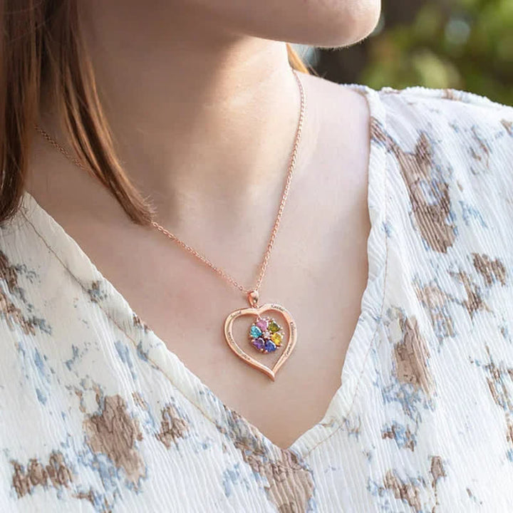 Collier avec pierre de naissance personnalisé en forme de cœur Olivenorma avec 1 à 6 noms gravés