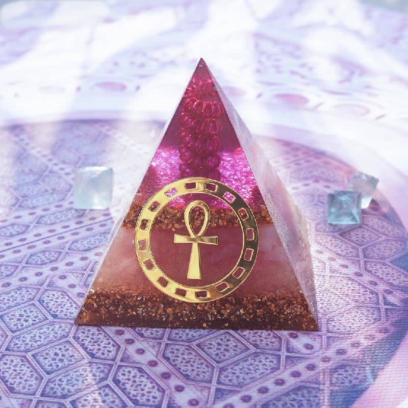 Pyramide d'orgone en quartz rose Olivenorma « Clé de vie Ankh »