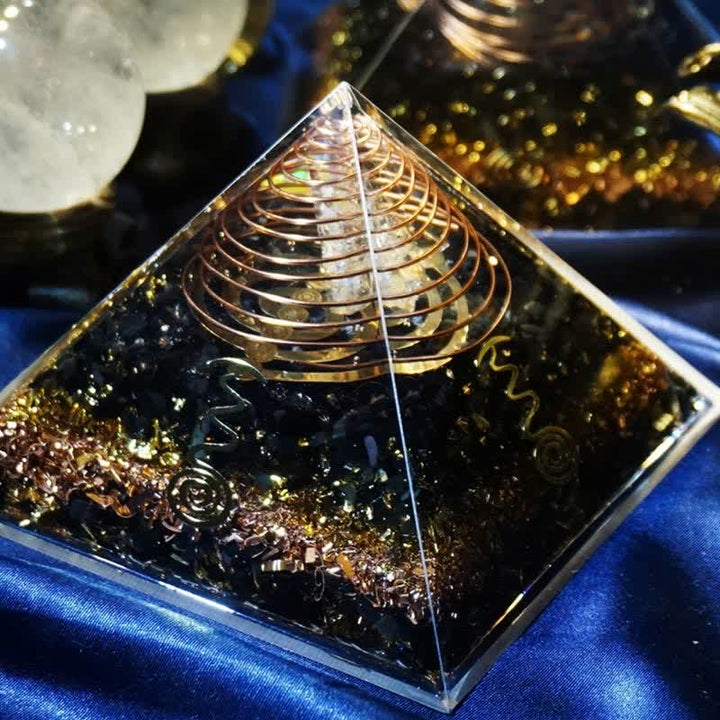 Pyramide d'orgone en pierre naturelle Olivenorma « Gardien de la paix »