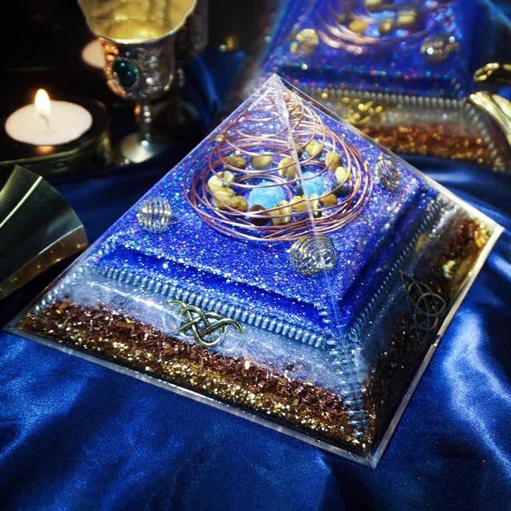 Pyramide d'orgone en pierre naturelle Olivenorma « Interstellar Secret »