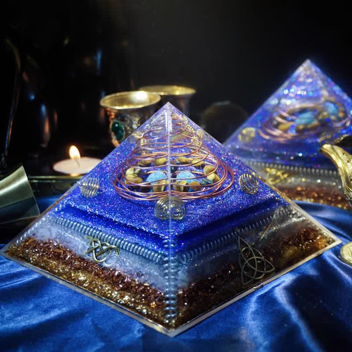 Pyramide d'orgone en pierre naturelle Olivenorma « Interstellar Secret »