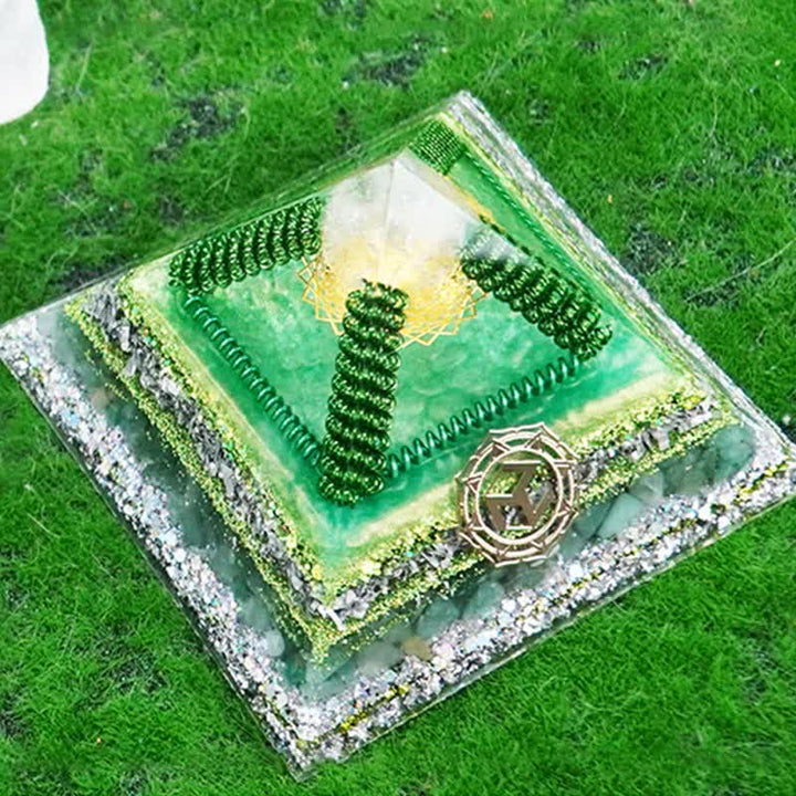 Pyramide d'orgone en pierre naturelle multifonctionnelle de guérison Olivenorma