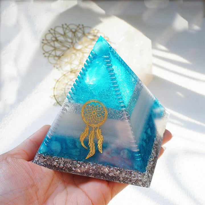 Pyramide d'orgone aigue-marine Olivenorma "Atlantis" 8 cm