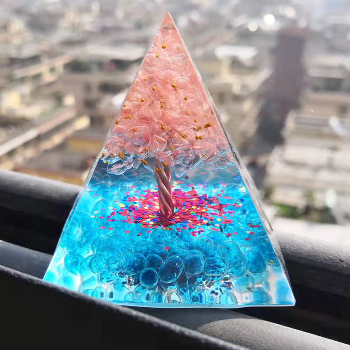Pyramide d'orgone en quartz rose et aigue-marine avec arbre de vie Olivenorma 