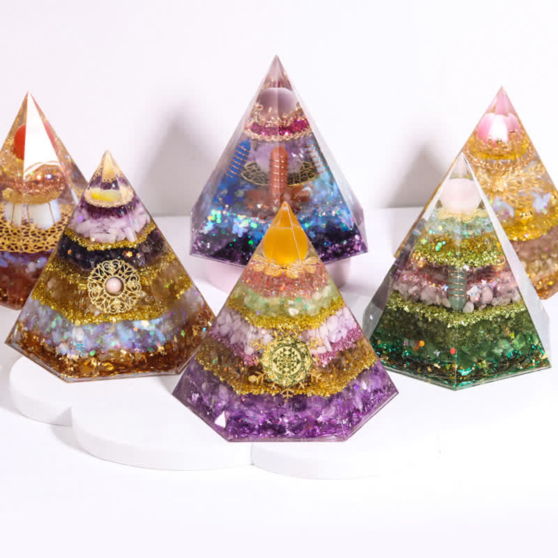 Pyramide d'orgone hexagonale en pierre naturelle porte-bonheur Olivenorma 