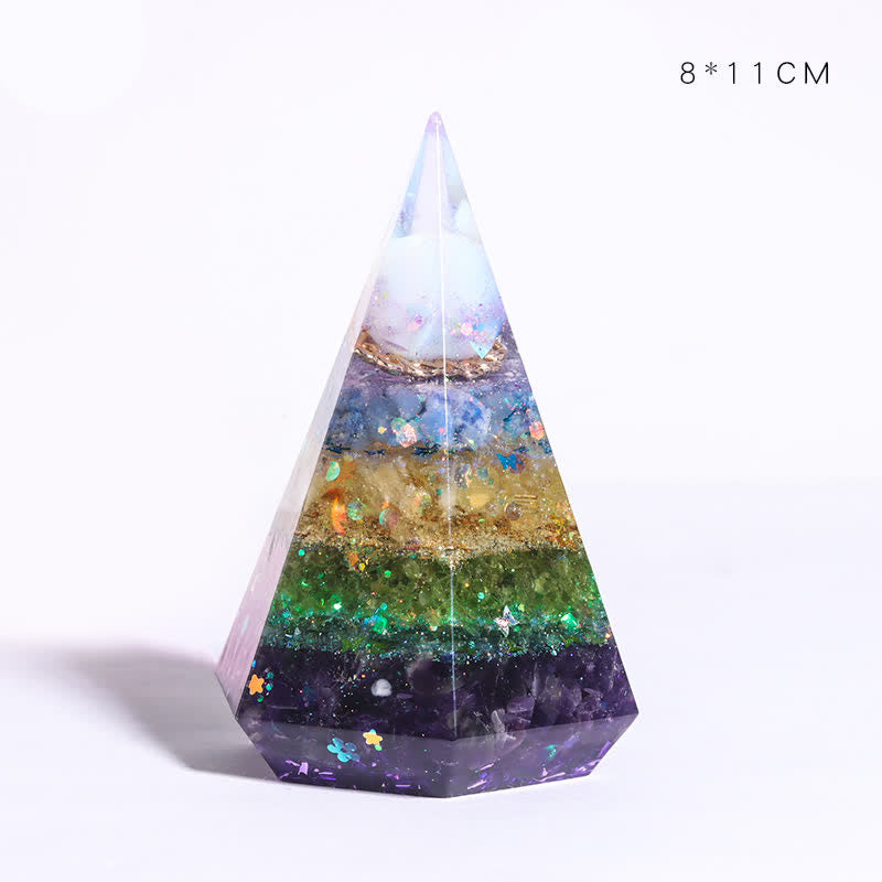 Pyramide polygonale orgone en pierre naturelle moulée en résine Olivenorma 