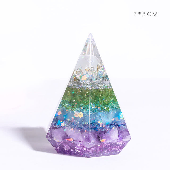 Pyramide polygonale orgone en pierre naturelle moulée en résine Olivenorma 